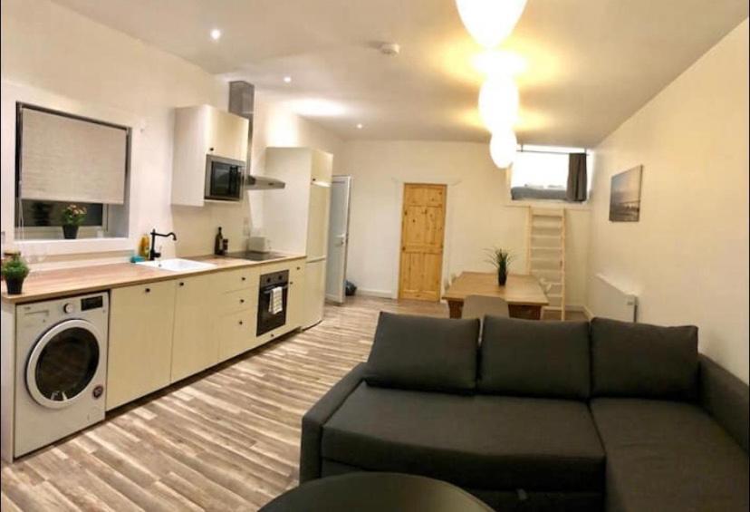 Just Renovated Galway City Apartment Esterno foto